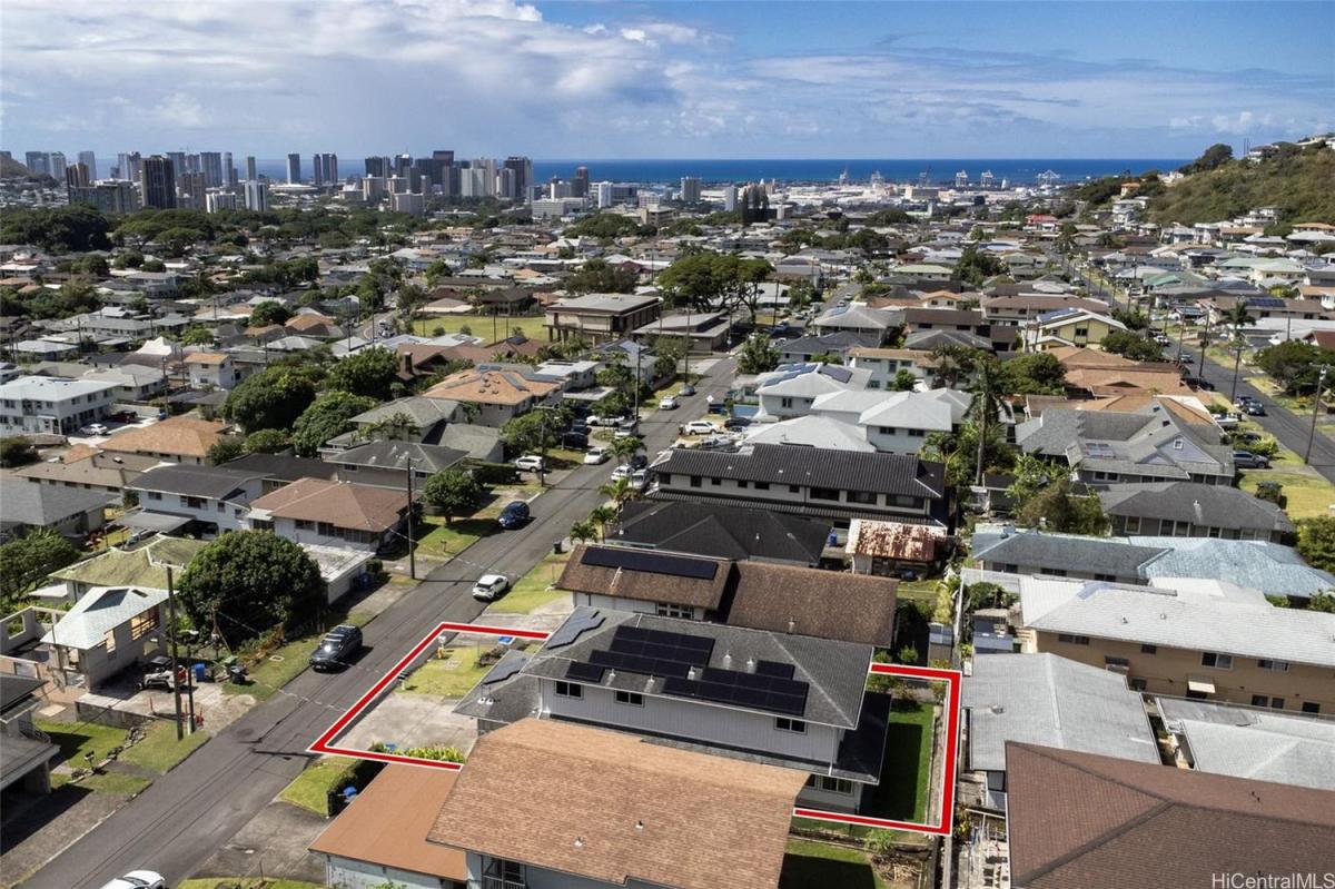 2648-puunui-ave-aerial-view.jpg #3